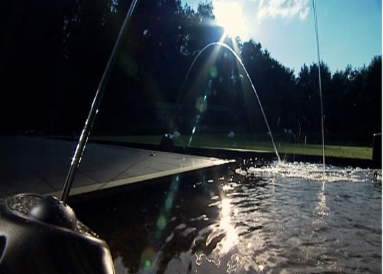 Jatos de salto da fonte da dança laminar colorida da água de 1m