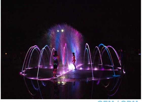 Jatos de salto da fonte da dança laminar colorida da água de 1m