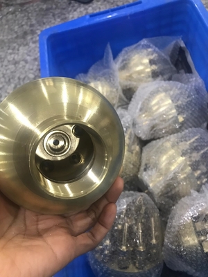 Volume de água ajustável de bronze 25m3/h dos bocais da fonte